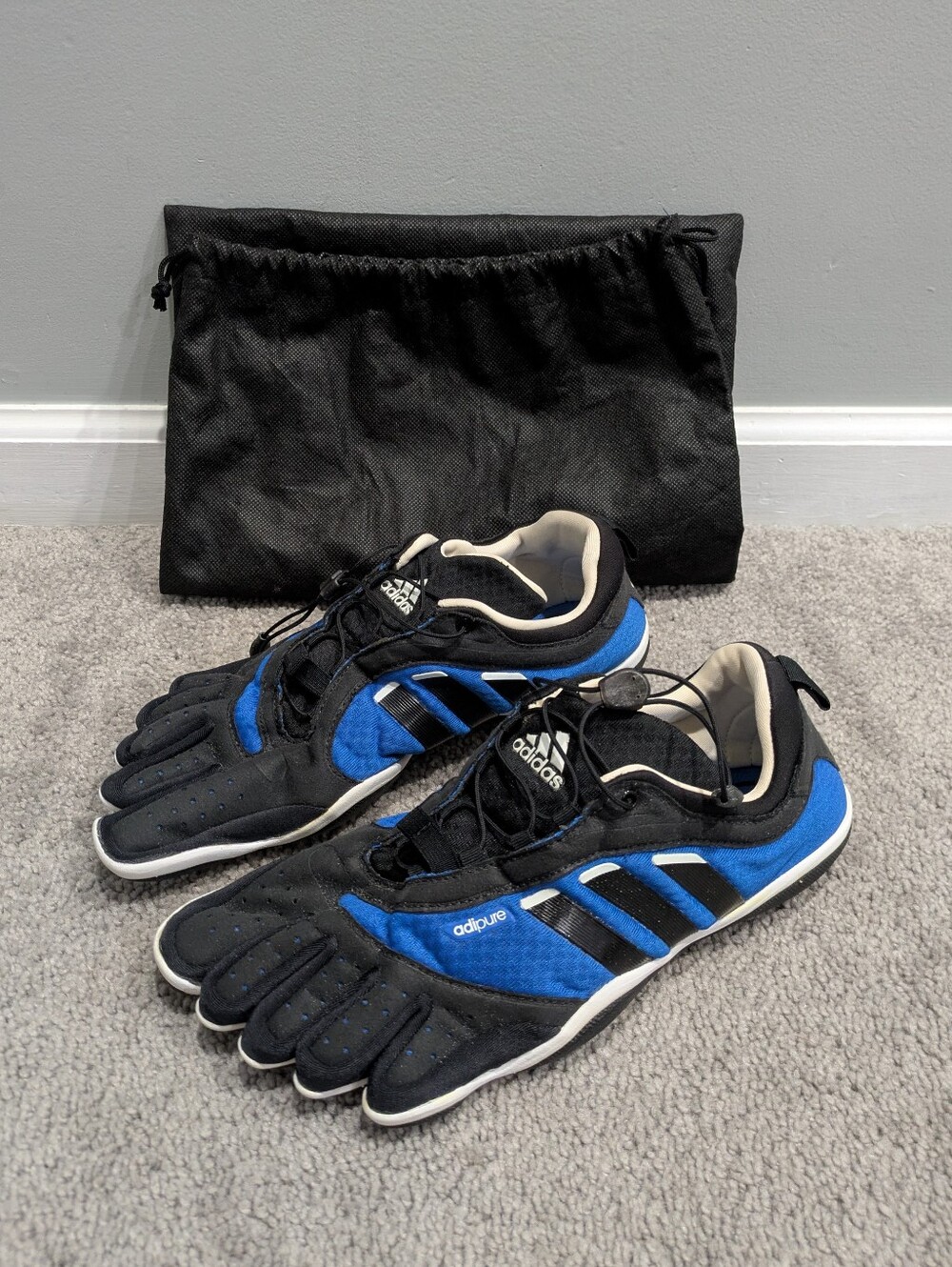 Adidas Adipure Trainer Mens Sz 8.5 Black Blue Five Finger Barefoot Shoes V20560